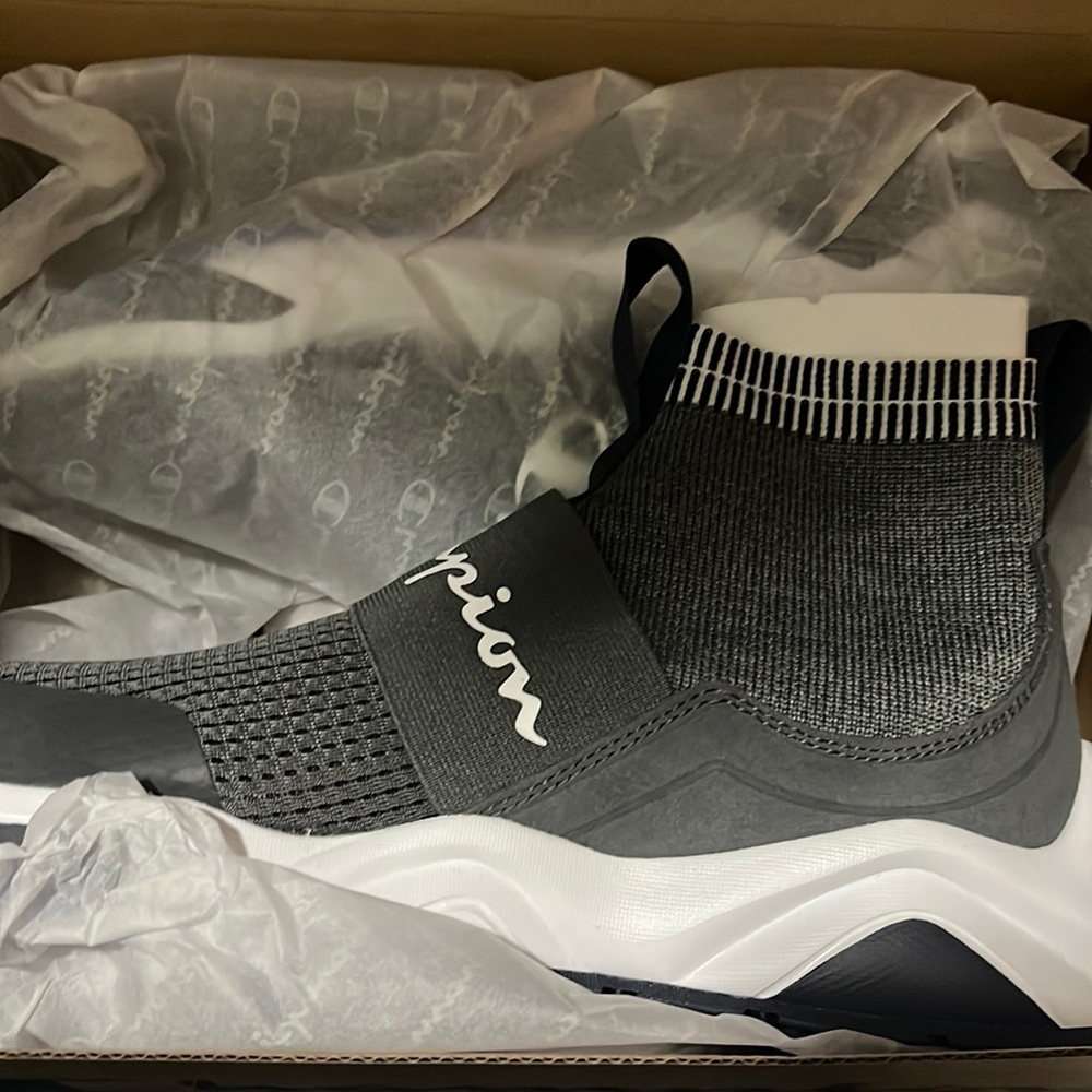 GRAY CHAMPIONS